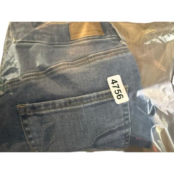 American Eagle Women’s Denim Skirt Size 8 Curvy Hi rise mini 8 long - Picture 4 of 4